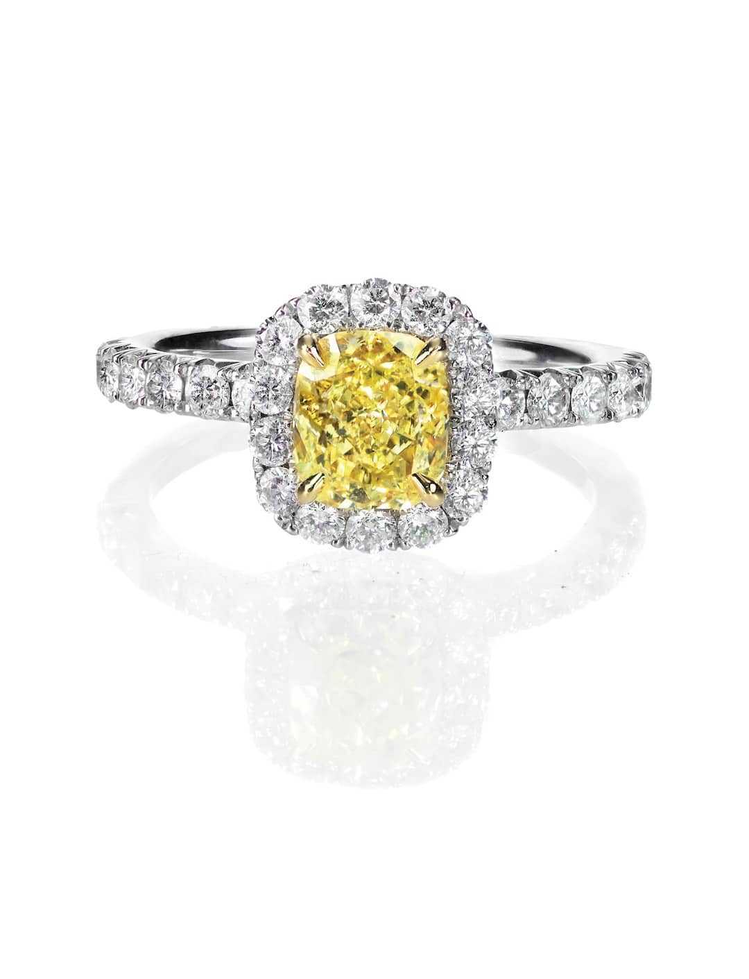  Yellow  Diamond  Engagement  Rings 