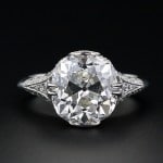 Hot Fashion Trends: Antique Diamond Rings