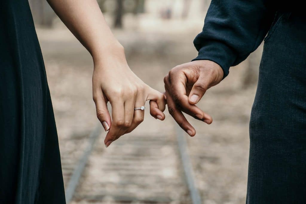 5 Tips for Finding Inexpensive Engagement Rings