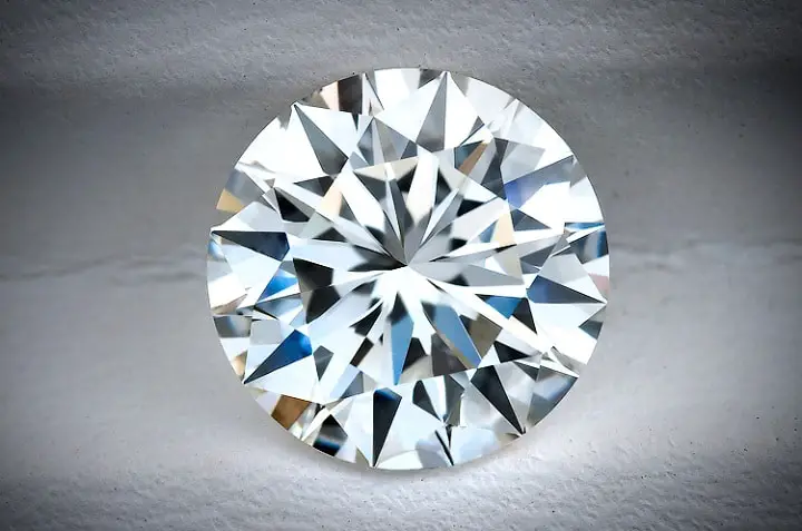 round brilliant cut diamond