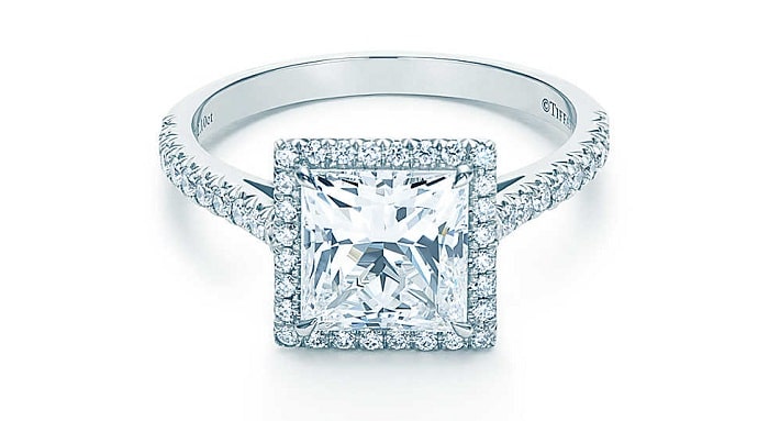 princess cut diamond engagement ring