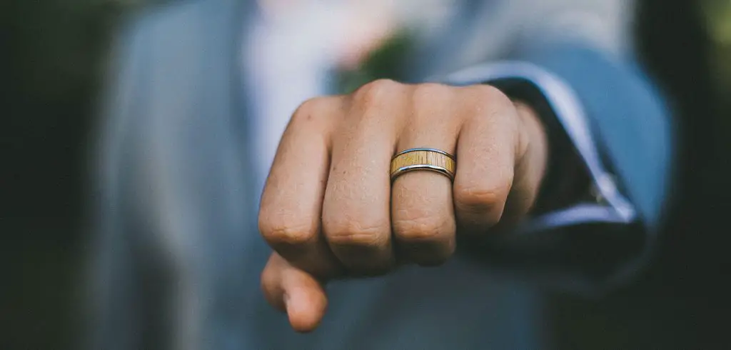 Mens wedding bands