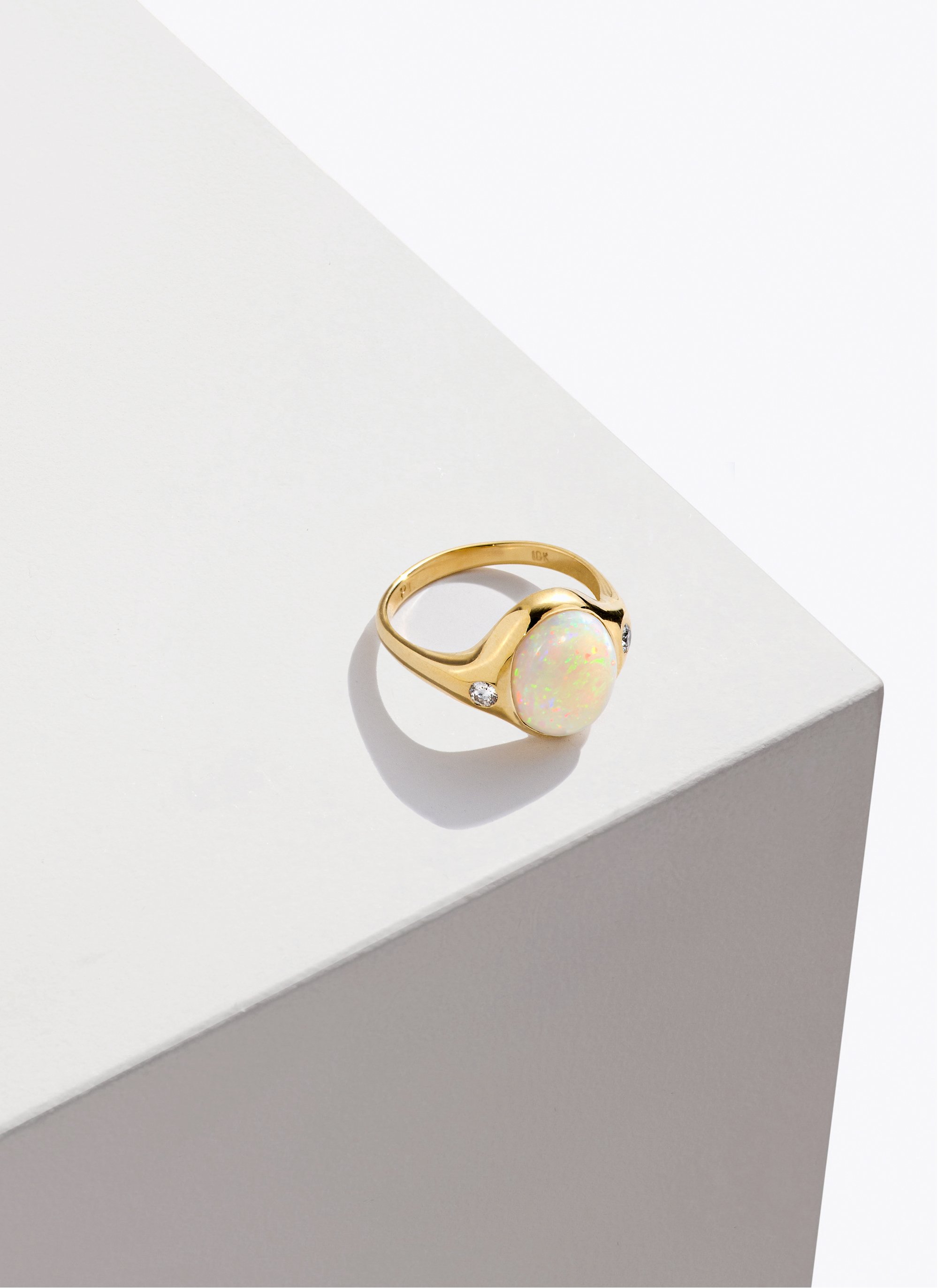 Essential opal ring
